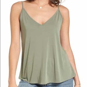 DOUBLE V SWING CAMI